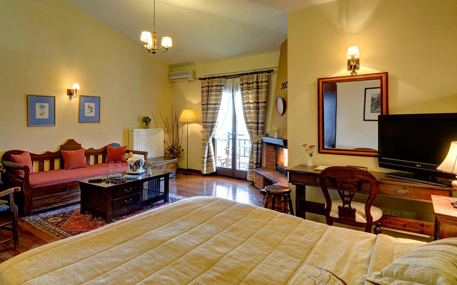 Deluxe superior double room (Junior suite)